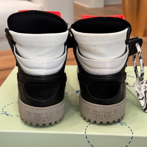 Off-White 3.0 OFF-COURT SNEAKERS - Picture 7 of 11